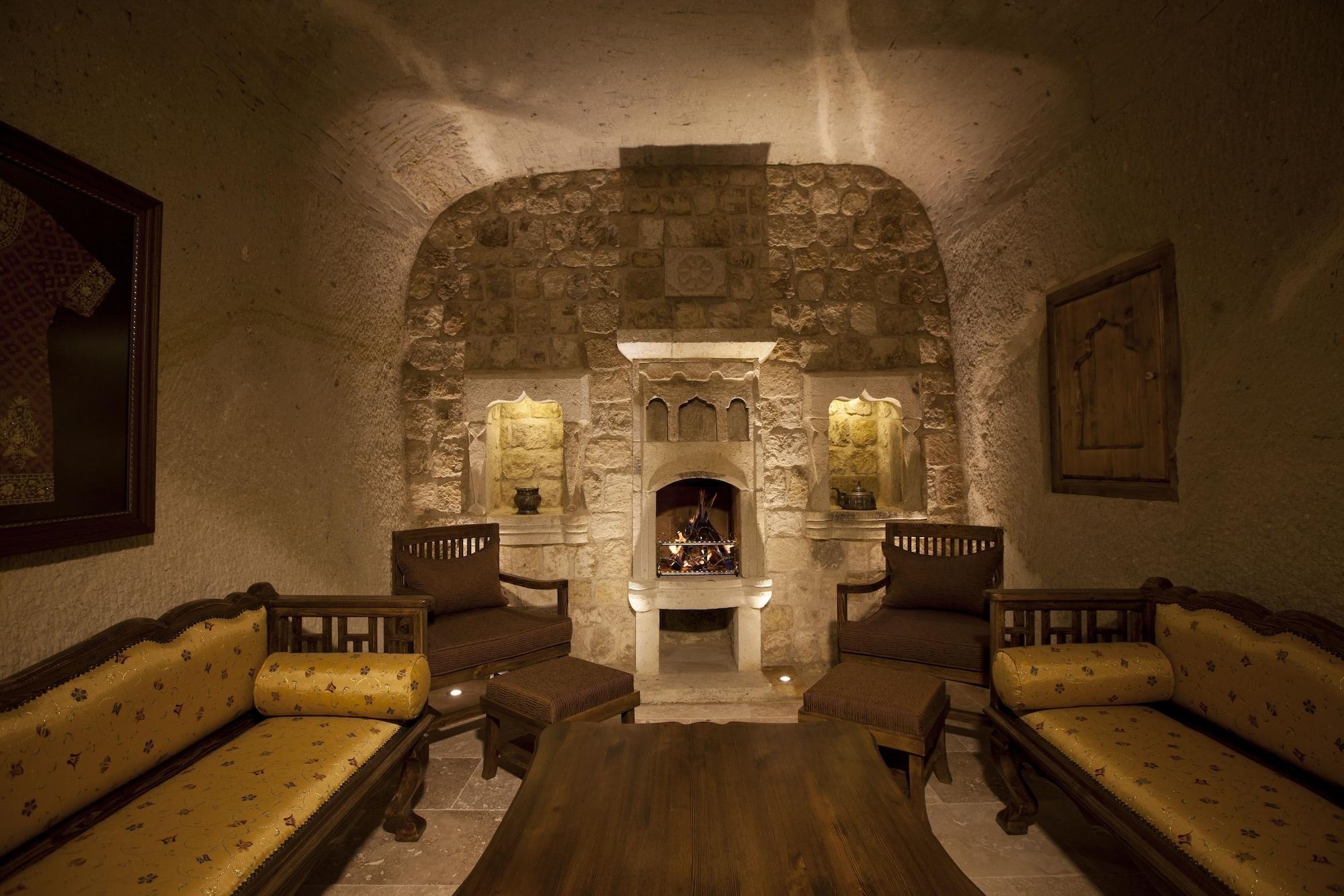 Hotel Kayakapi Premium Caves Cappadocia 5*